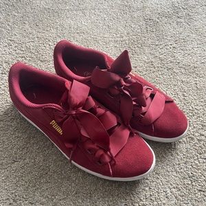 Women’s Adidas 8.5